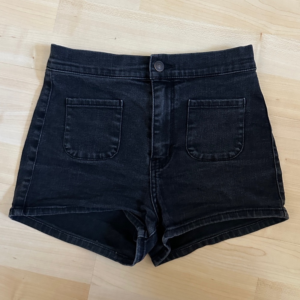 Abercrombie & Fitch Faded Black Front Pocket Zipper High Waisted Strecthy Shorts